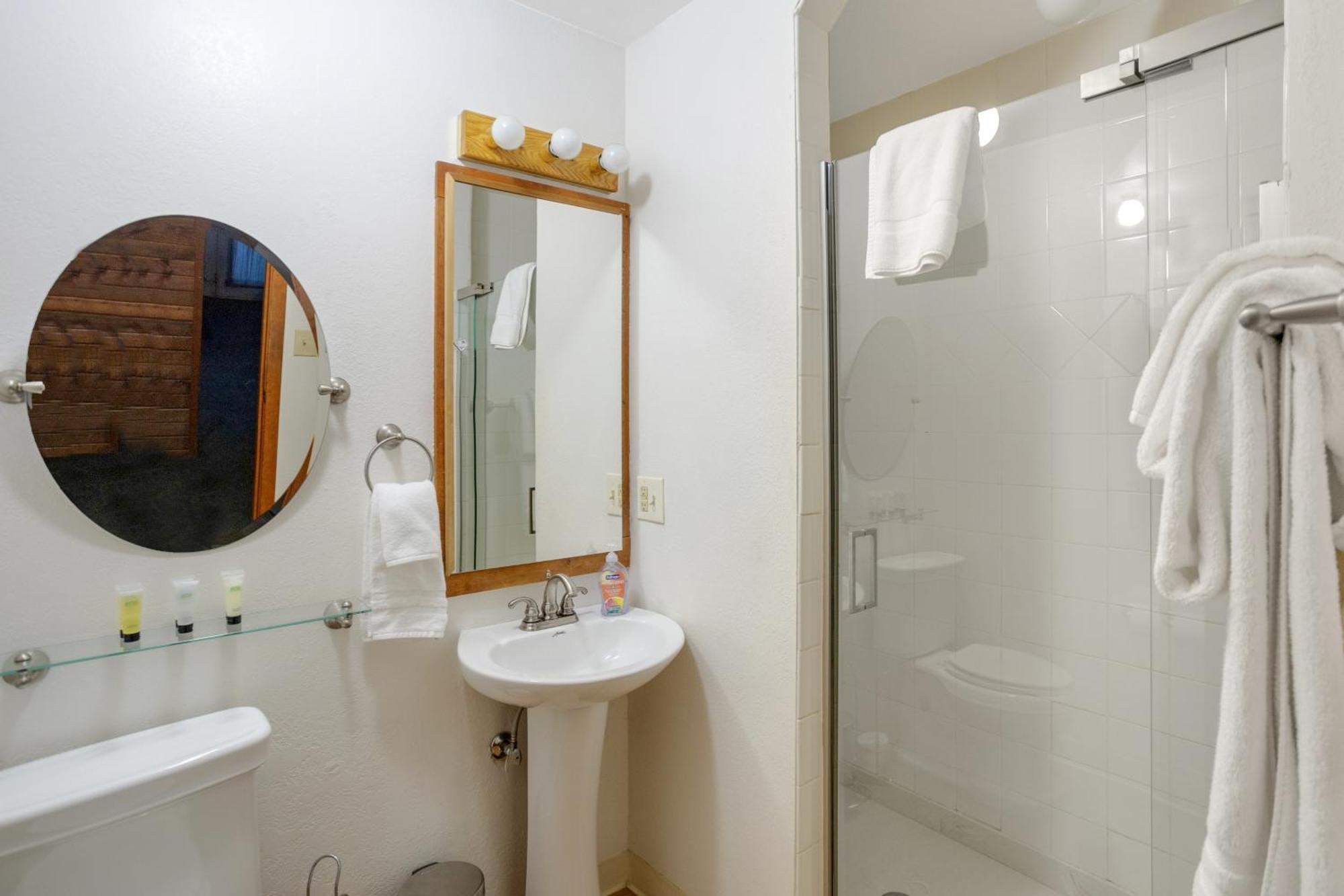 Darwin'S Apartment เกิร์ดวูด ภายนอก รูปภาพ
